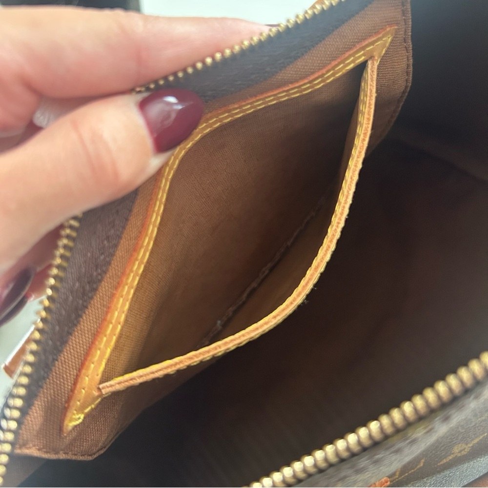 Louis Vuitton Speedy 30 - Picture 14 of 16